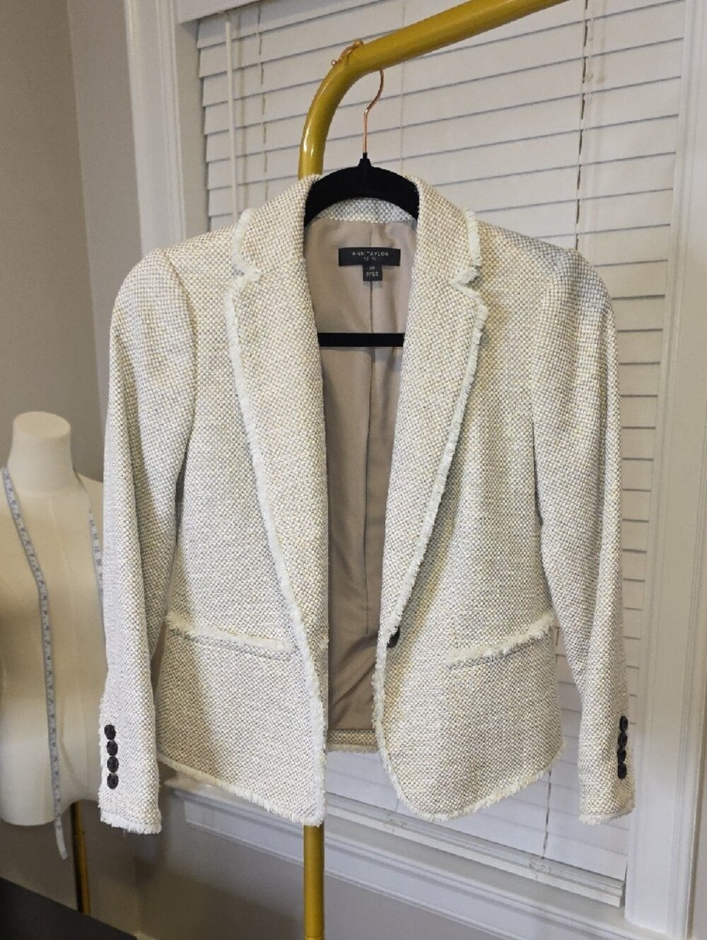 Ann Taylor Cream Tweed Frayed-Edge Blazer